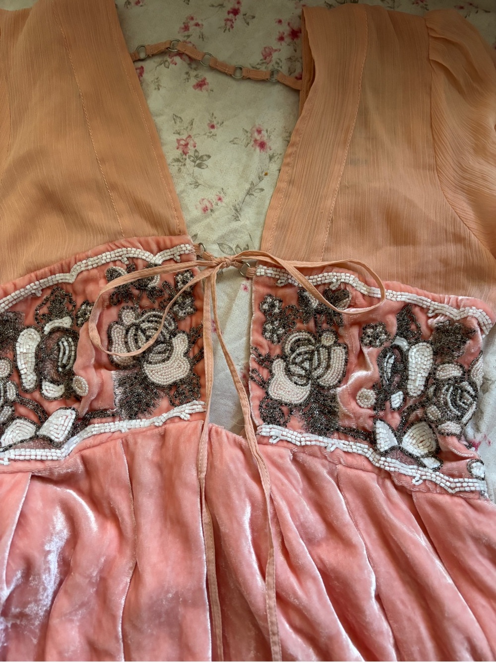 Free people Limited Edition Peach Rose Pink peach Embroidered Velvet Dress - Picture 3 of 7